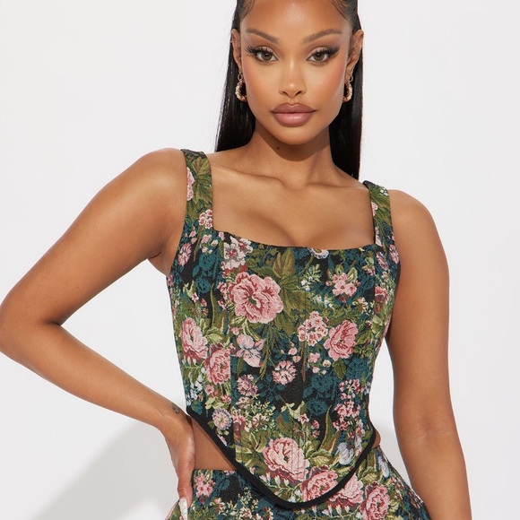 Floral Corset - Picture 1 of 1